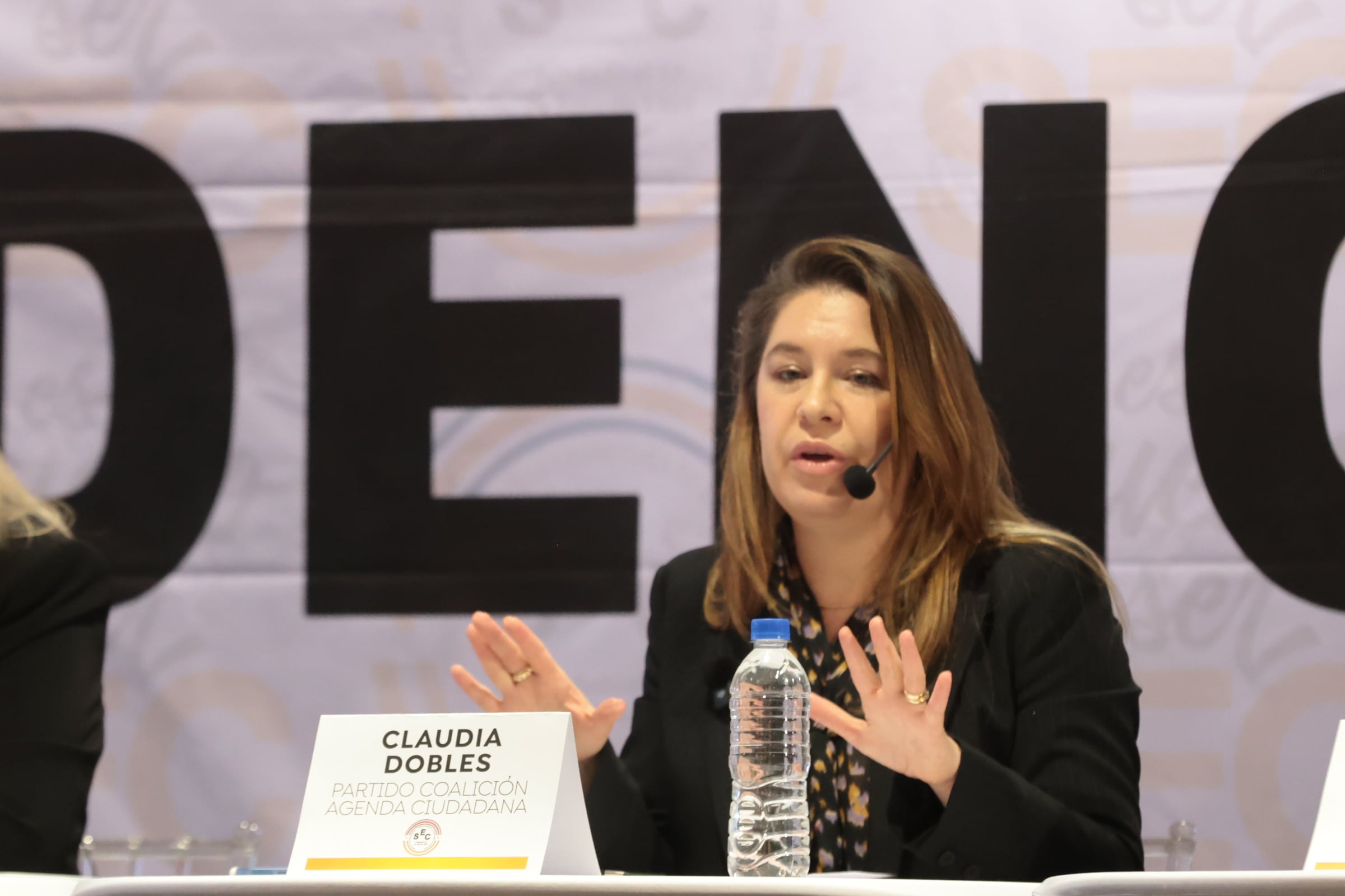 Debate de candidatos presidenciales sobre el futuro de la educación