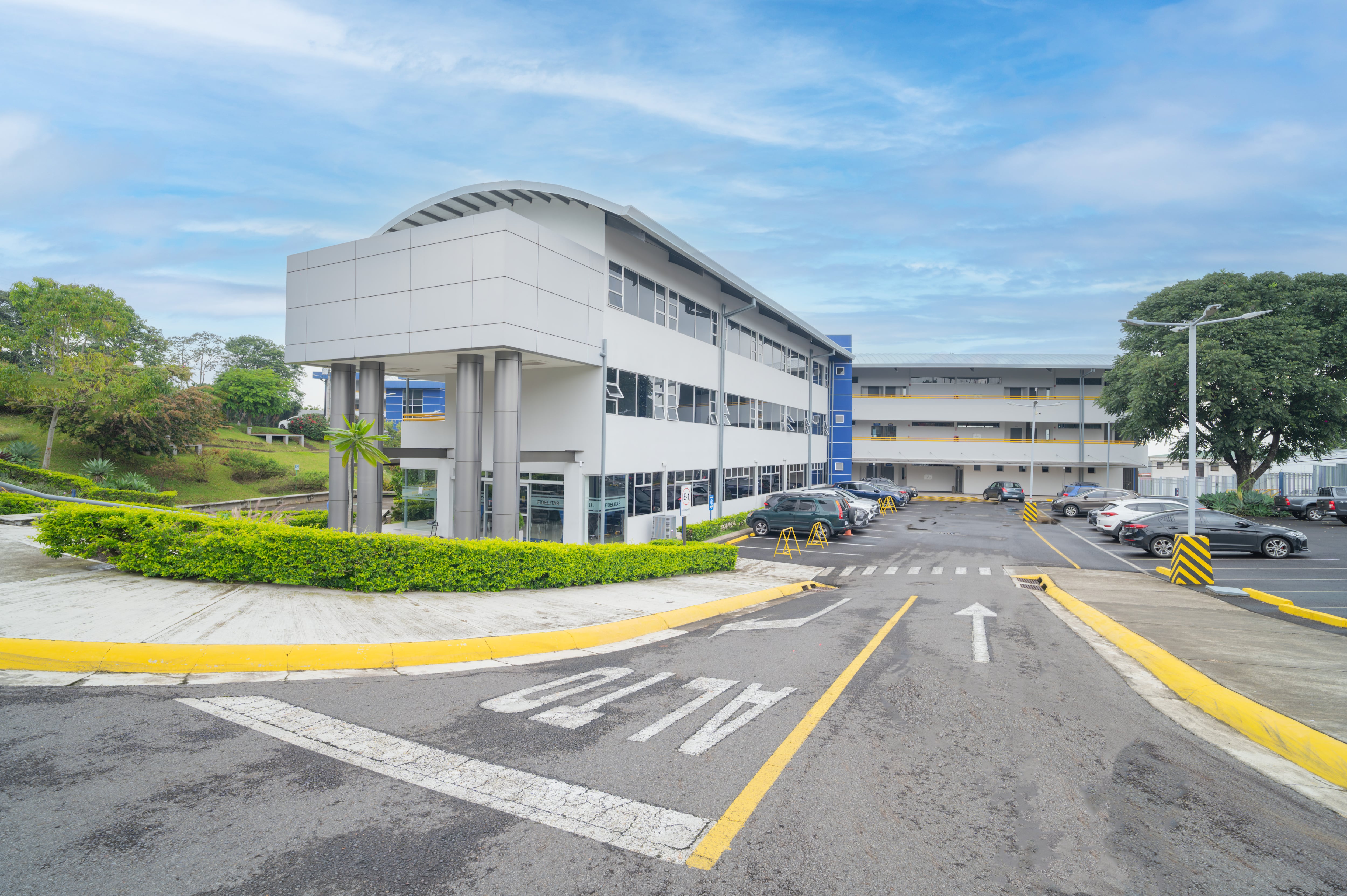 UNIVERSIDAD FIDÉLITAS