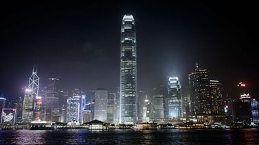 Vigilancia masiva con IA: Hong Kong avanza hacia el modelo de control de China continental