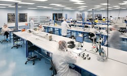 Podcast: Incentivos y cercanía ya no bastan: nuevos factores son decisivos para atraer la inversión extranjera a Costa Rica