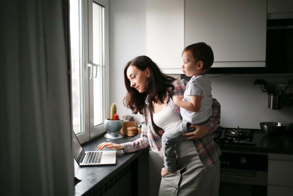 madres y teletrabajo