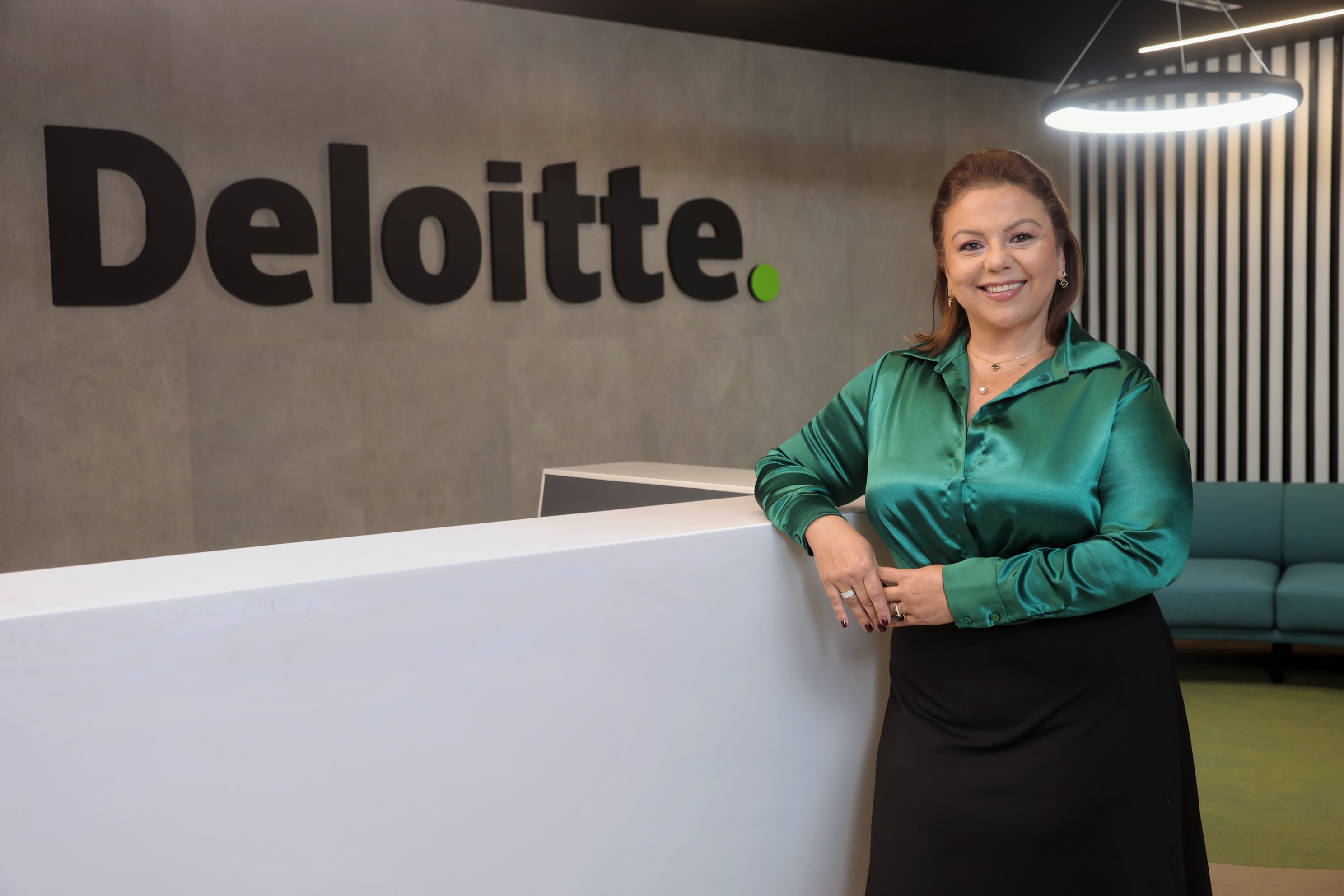 Carla Coghi socia directora de Deloitte Costa