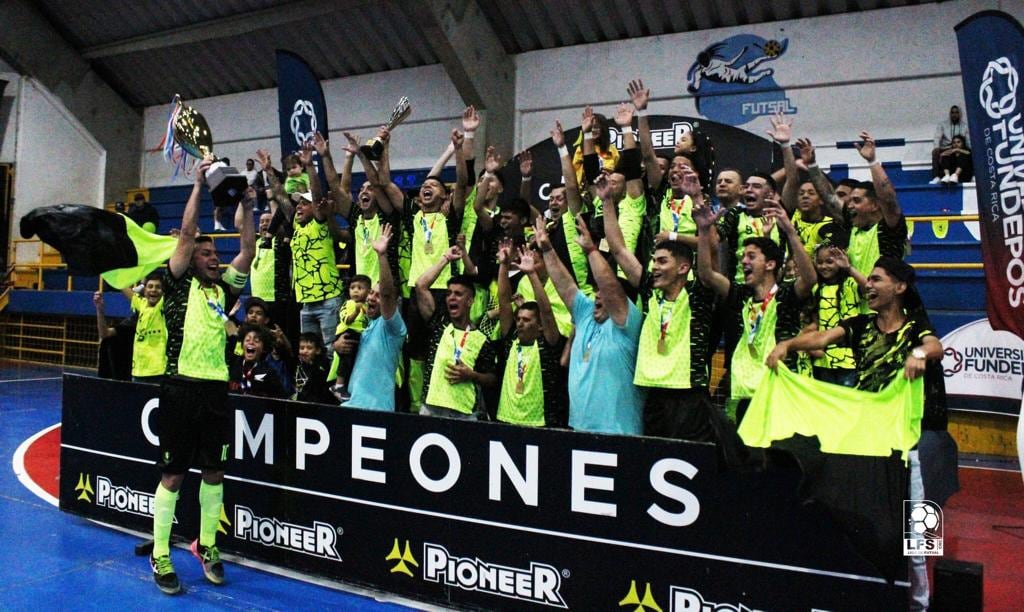 Borussia Desamparados
Tetracampeón
Liga Pre,mier
Logros y Edwin Chino Cubillo
31 de enero del 2024
Cortesía Lifutsal