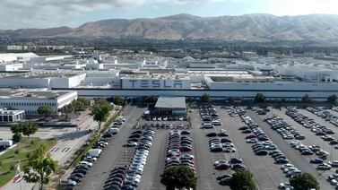 Tesla llama a revisión a 2 millones de vehículos en Estados Unidos para corregir software de conducción asistida