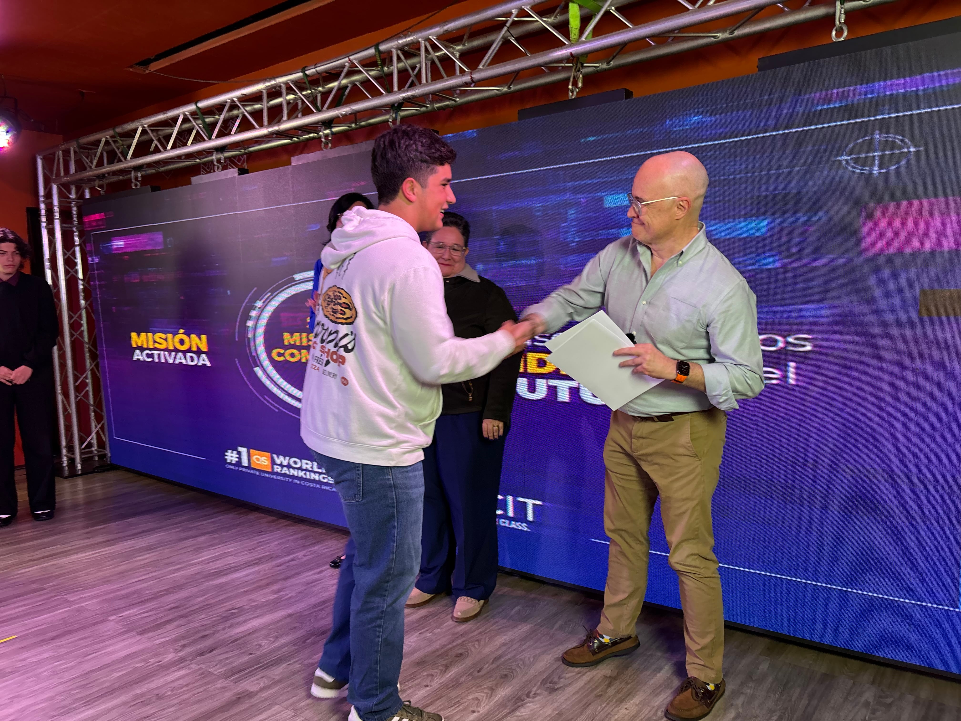 Ganador de beca ULACIT