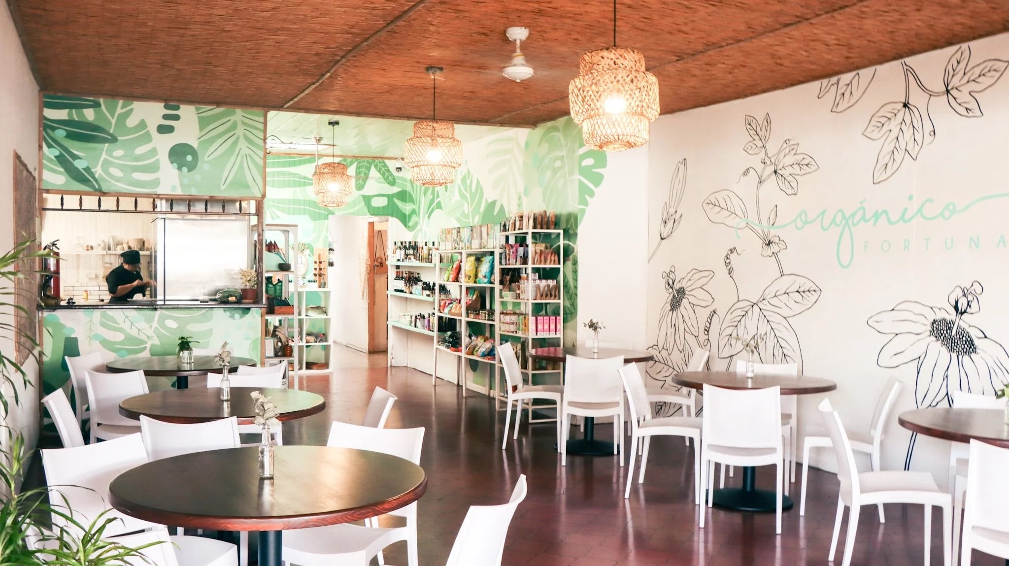 Orgánico Fortuna es un restaurante y mercado orgánico ubicado cerca del volcán Arenal, en La Fortuna de San Carlos