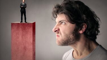 Las dos caras de la envidia en el trabajo