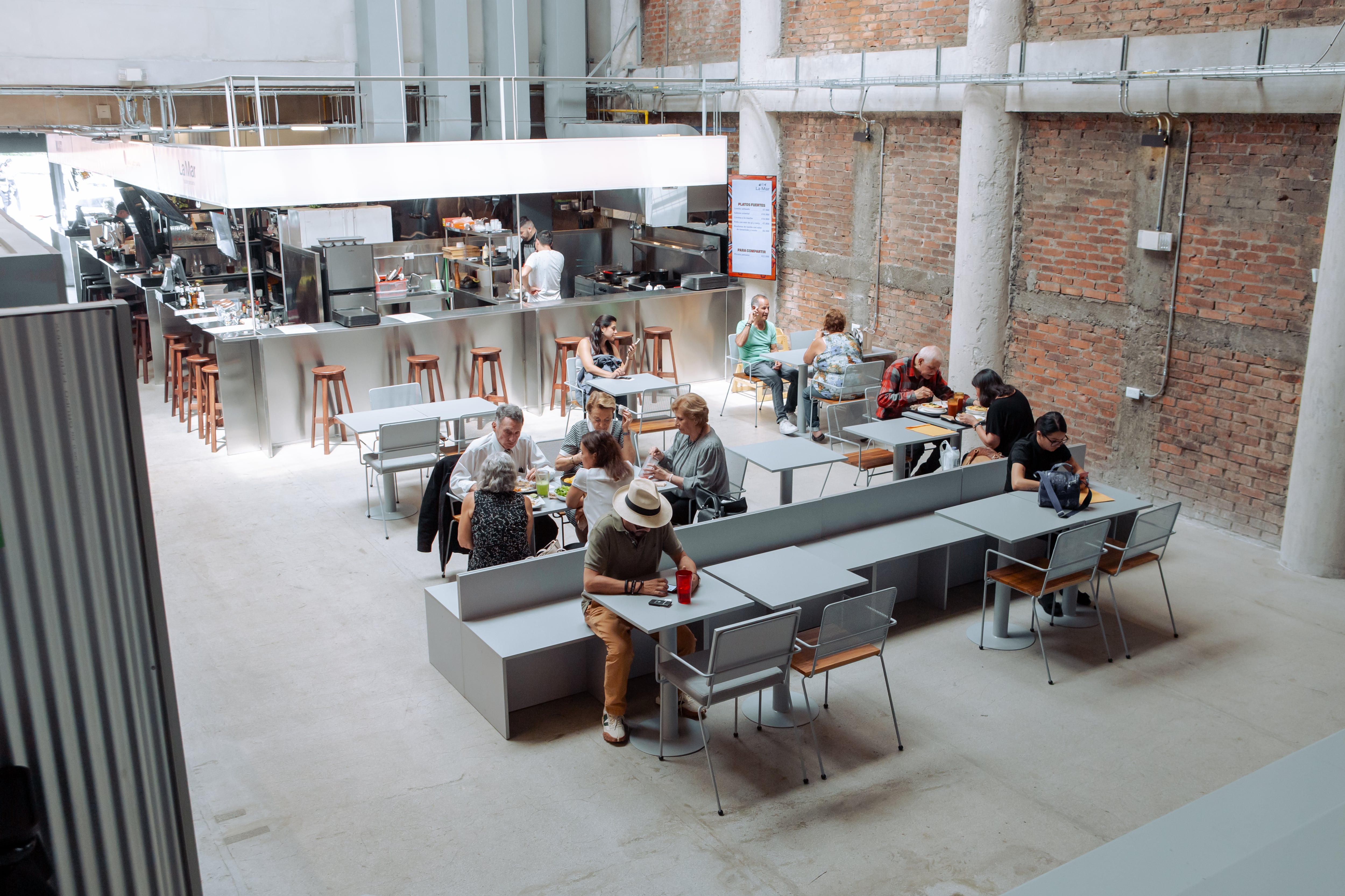 Alma de la Esquina, Testy, Heredia