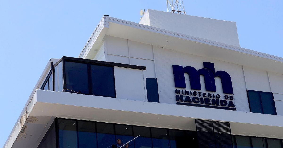 En la imagen la fachada del Ministerio de Hacienda.