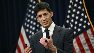 El dilema de Kevin Warsh en la Fed: combatir la inflación o ceder ante la Casa Blanca