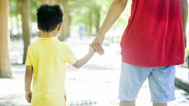 Educar financieramente a los niños: 6 consejos prácticos para padres