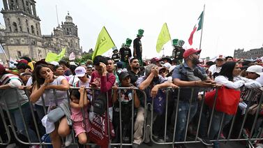 México cierra campaña presidencial con dos mujeres en pugna