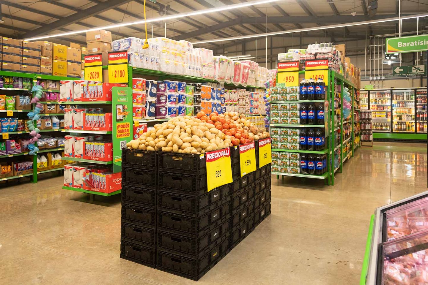 Dos supermercados y un restaurante de comida rápida preparan nuevas aperturas en Cartago. Estas son las ubicaciones