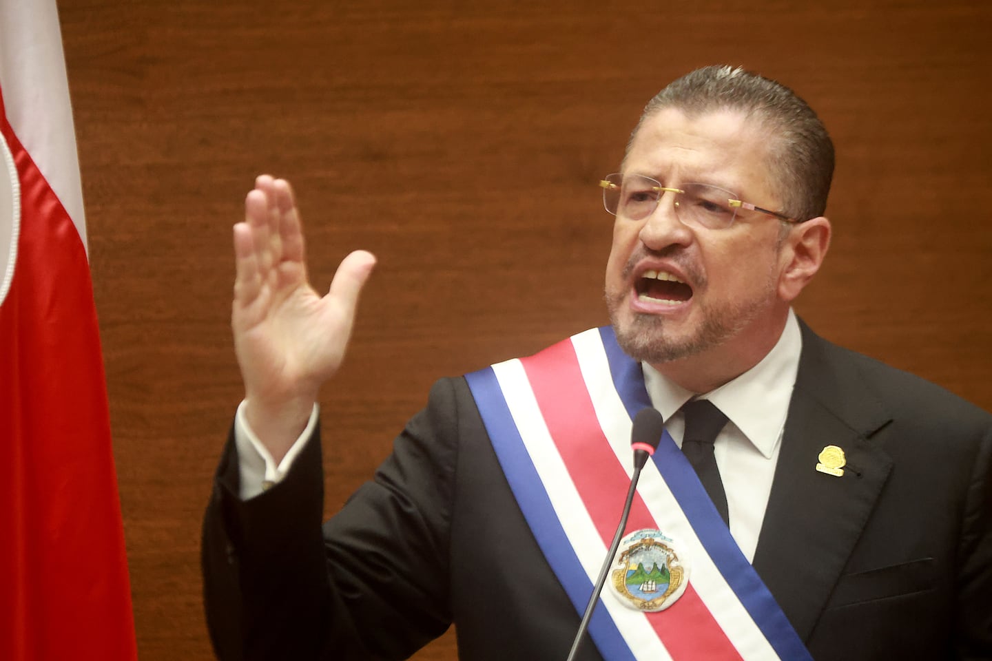 Rodrigo Chaves seguirá con inmunidad ante los procesos judiciales que afronta: Laura Fernández lo nombra ministro de la Presidencia y Hacienda