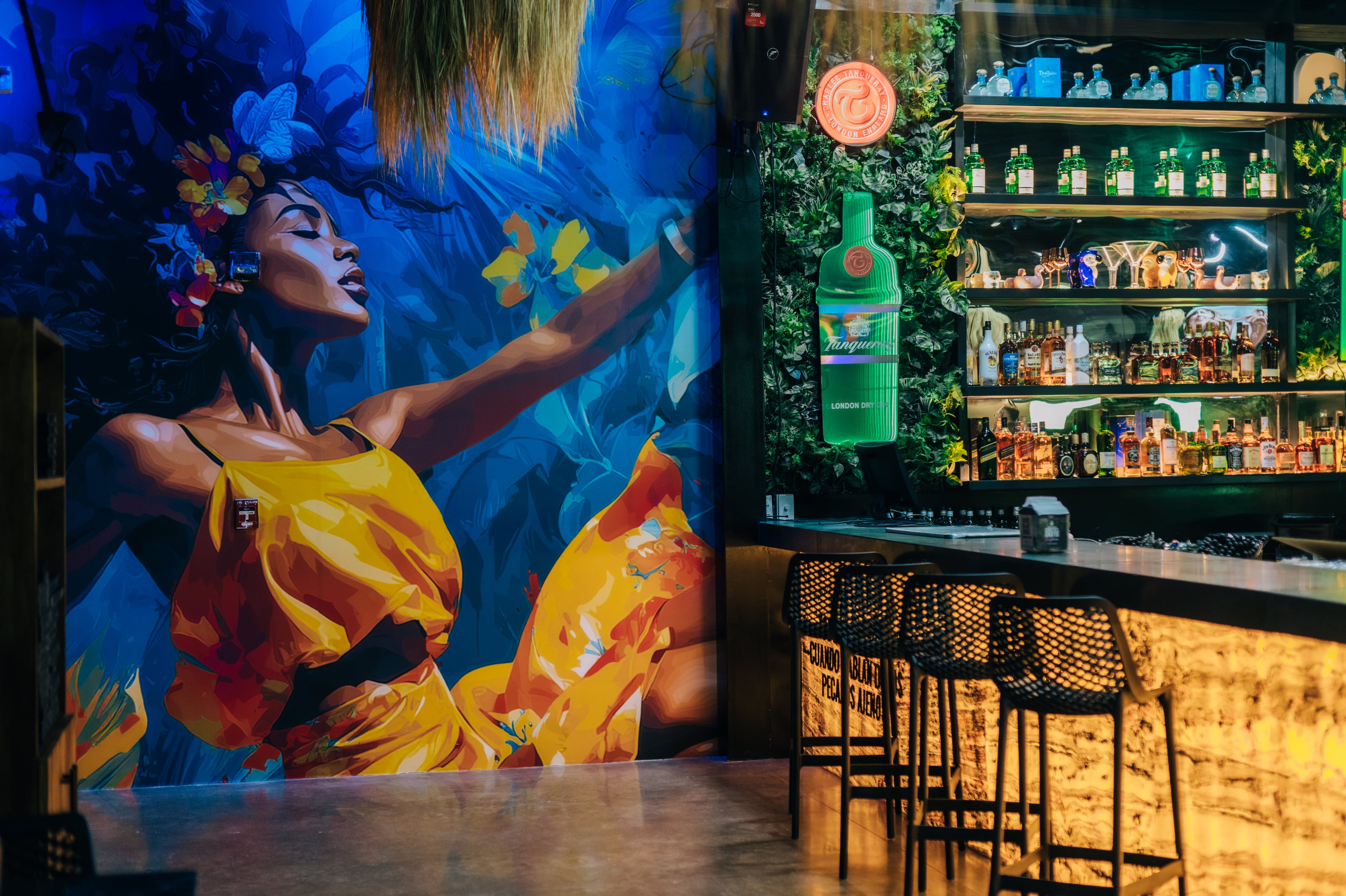 Santo Pecado, Escazú