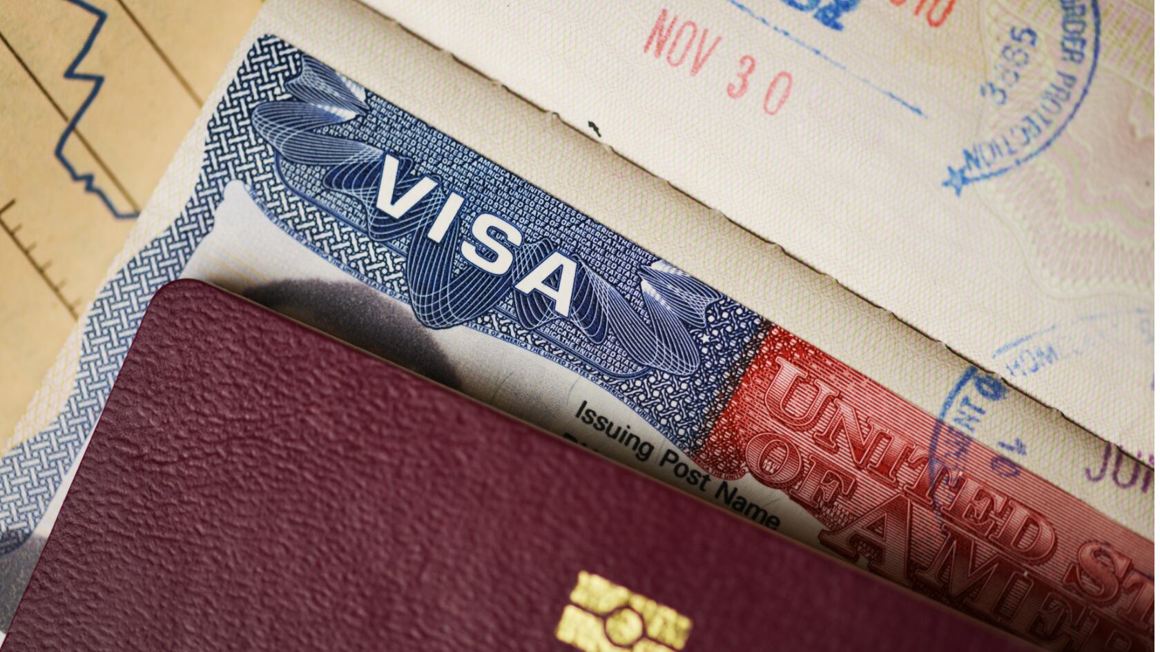 La suspensión de visas de inmigrante en Estados Unidos impacta a siete países de América Latina y forma parte de un endurecimiento migratorio sin fecha de cierre.