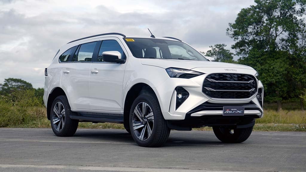 El Isuzu MU-X 2025 incorpora una pantalla táctil de nueve pulgadas.