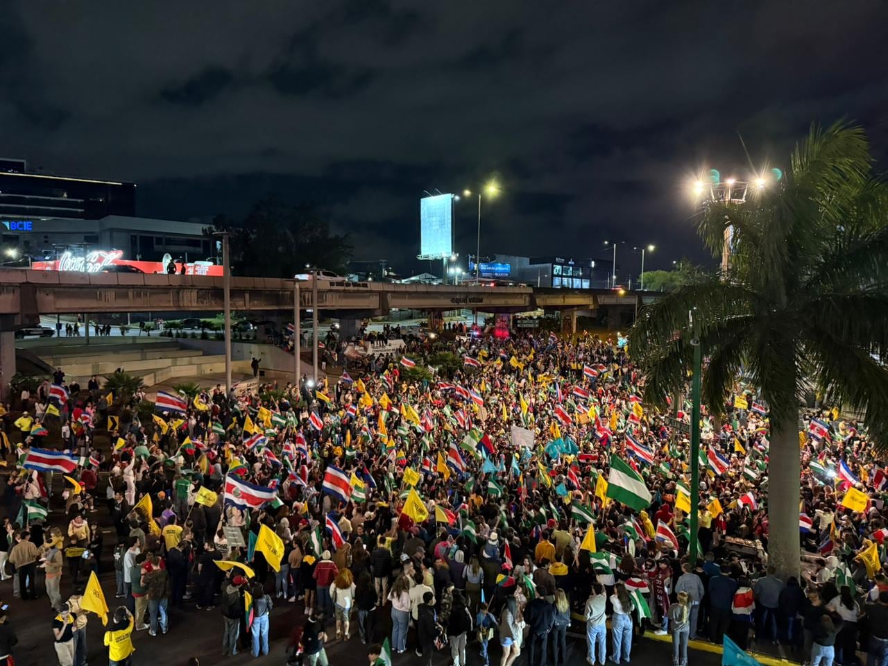 No siempre gastar más dinero en campaña es sinónimo de obtener más votos. Así quedó demostrado, una vez más, en las elecciones del 1.° de febrero en Costa Rica. Mientras un partido invirtió casi ¢23.000 por cada voto, otro solo desembolsó ¢798