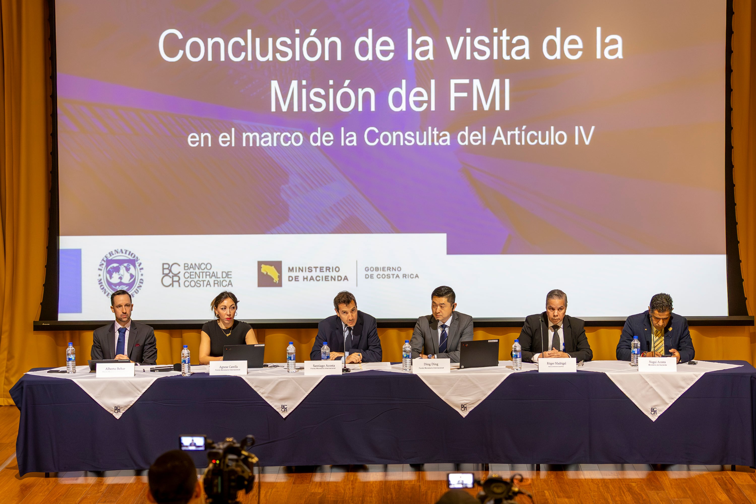 28/02/2025, San José, Superintendencia de Entidades Financieras, conferencia de prensa del FMI a cerca de la conclusión de su visita.