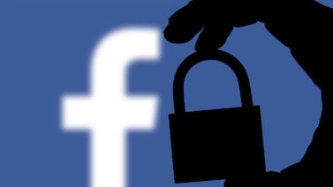 Su galería de fotos puede estar en riesgo: los dos ajustes de Facebook que debe desactivar lo antes posible