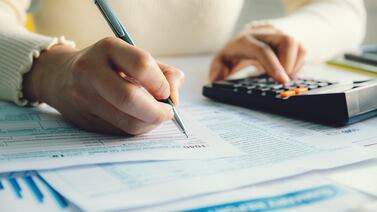 Impuesto sobre la renta: aprenda a calcular los gastos deducibles por intereses no bancarios