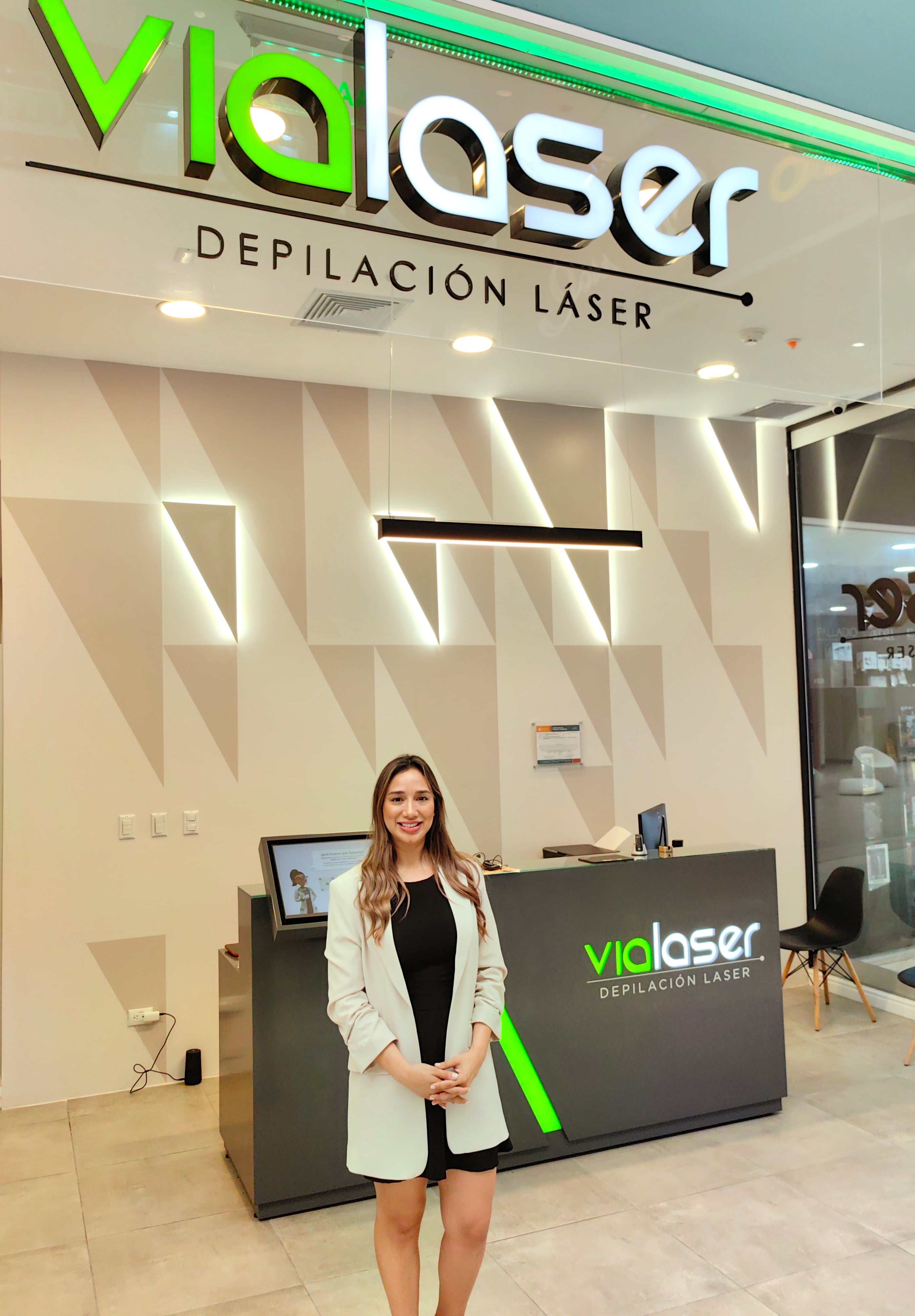 Vialaser, Pamela Avendaño