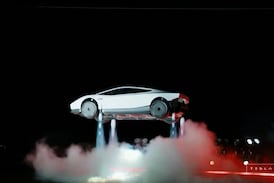 Elon Musk presentó el auto ‘volador’ de Tesla en Texas y lo transmitió en su red social X