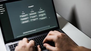 Cinco pasos para aplicar la inteligencia artificial a nivel profesional o en la empresa. Y el ejemplo del servicio Baby en Camino