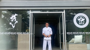 Disciplina de hierro, corazón de emprendedor: tras retirarse del mundo corporativo fundó una academia avanzada de karate en Escazú