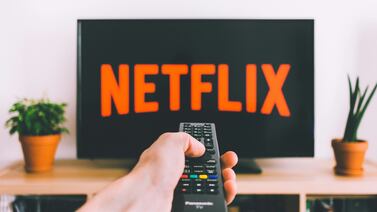 El rápido avance de la IA generativa lleva a Netflix a tomar cartas en el asunto: vea de que se trata