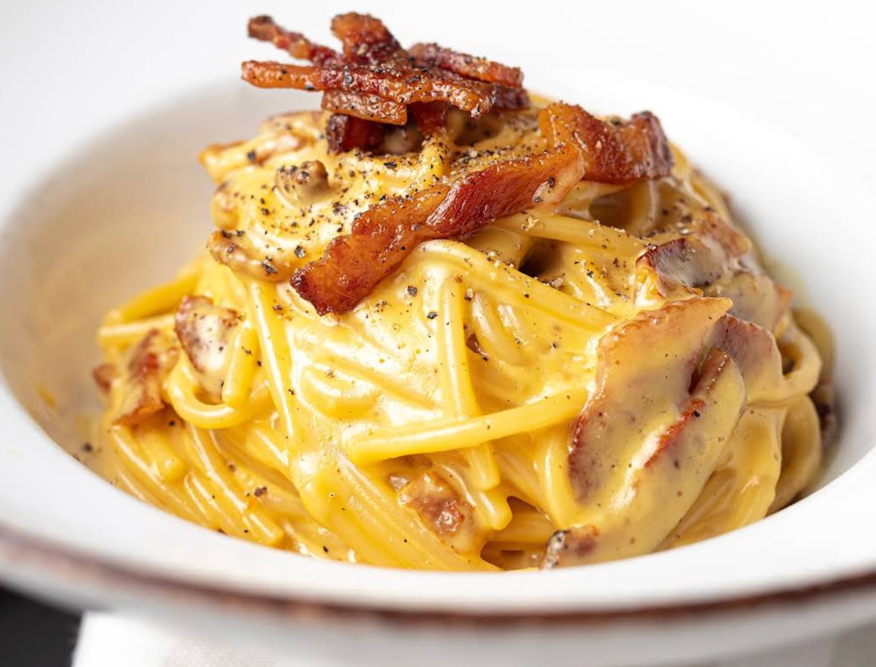 La pasta carbonara del restaurante Arú, en Roma.