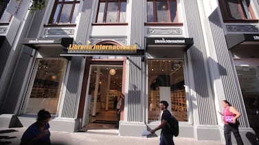 Librería Internacional podría cambiar de dueño; vea los detalles