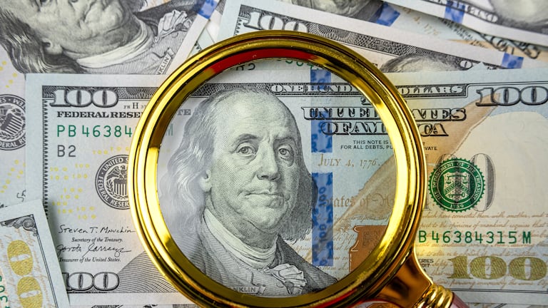 Vea cómo crecerían sus ahorros en dólares: esto le pagan 12 entidades financieras por certificados de depósito a plazo