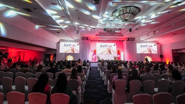 Educación financiera, círculos de networking y acceso a mercados: Mujeres BAC capacitó a más de 2.000 emprendedoras en 2024
