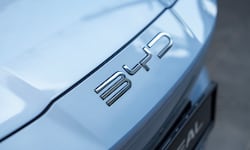 Expansión internacional de BYD compensa el estancamiento de sus ingresos en el mercado chino