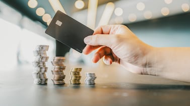 Límites de ley de usura podrían atrasar la baja en tasas de interés. Le explicamos por qué