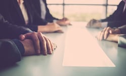 ¿Por qué se siente tan bien cuando cancelan una reunión de trabajo? La ciencia da la respuesta