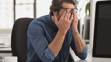 ¿Problemas de ansiedad, depresión, estrés e insomnio? Cómo las empresas deben atender estas situaciones en lo laboral y hasta en lo legal