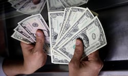 Precio del dólar en mínimos históricos: qué plantean los partidos sobre el tipo de cambio