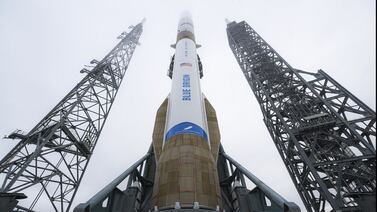 Blue Origin, compañía de Jeff Bezos, pospone vuelo inaugural del cohete New Glenn