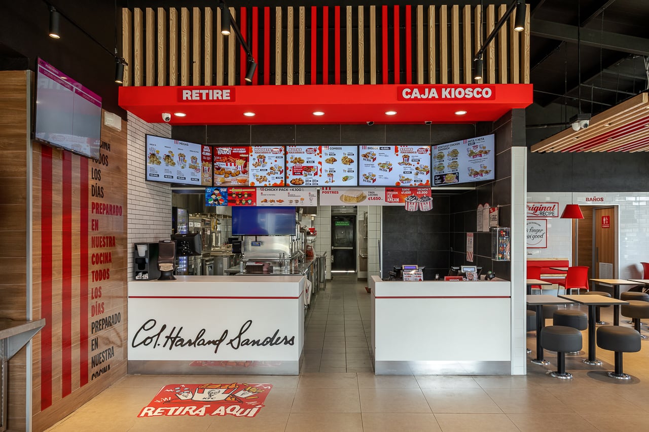 El 10 de noviembre, KFC buscará contratar nuevo personal en su restaurante de San Carlos. No se exige experiencia previa.
