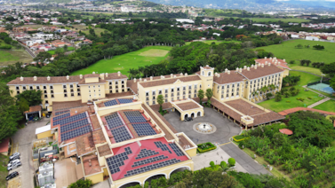 Hotel de Heredia recibió un doble galardón como el mejor del país para negocios y turismo: estos son sus precios para hospedarse en diciembre