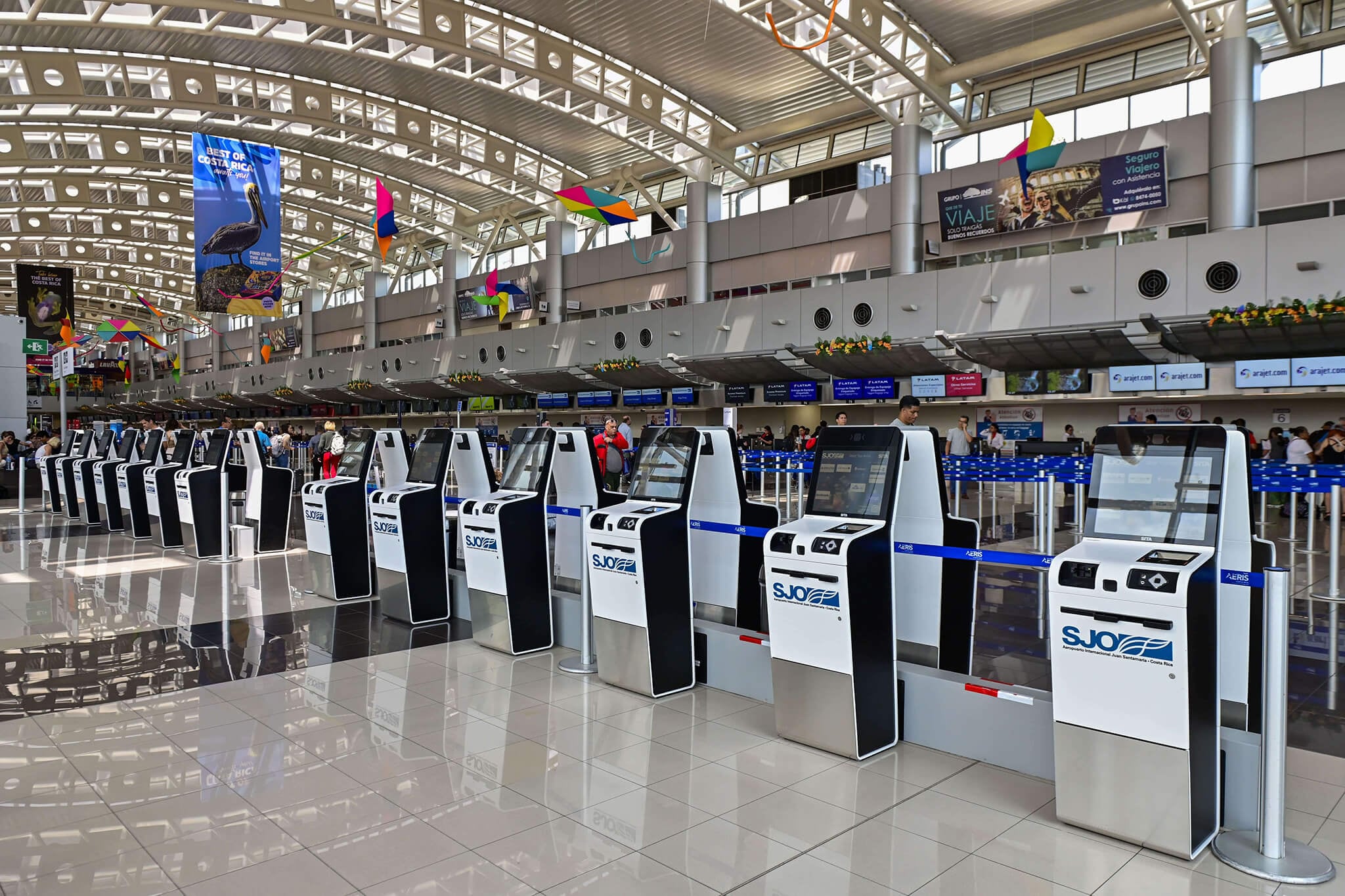Autochequeo en el aeropuerto Juan Santamaría