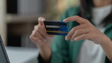 Tarjetas de crédito: este hábito podría costarle hasta un 25% más en intereses, vea cómo evitarlo