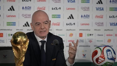 FIFA fija plazo para respaldar plan de venta de participaciones en grandes competiciones