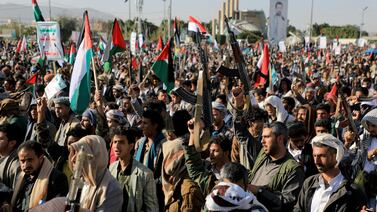 EE.UU. solicita a China que presione a Irán para detener ataques de hutíes