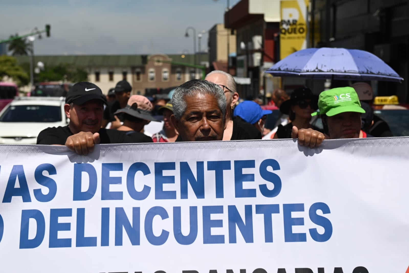 Clientes de Coopeservidores realizaron una manifestación el 4 de setiembre en el centro de San José.