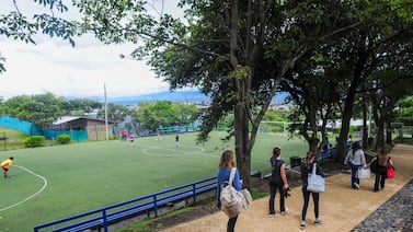 Estos colegios de Costa Rica colocan a la mayoría de sus graduados en universidades del exterior. ¿A qué países y casas de estudio van?