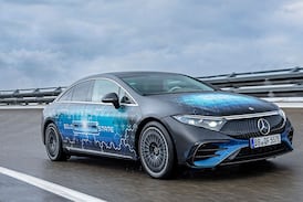 Competencia de BYD y aranceles de Donald Trump hunden los márgenes operativos de Mercedes-Benz en 2025