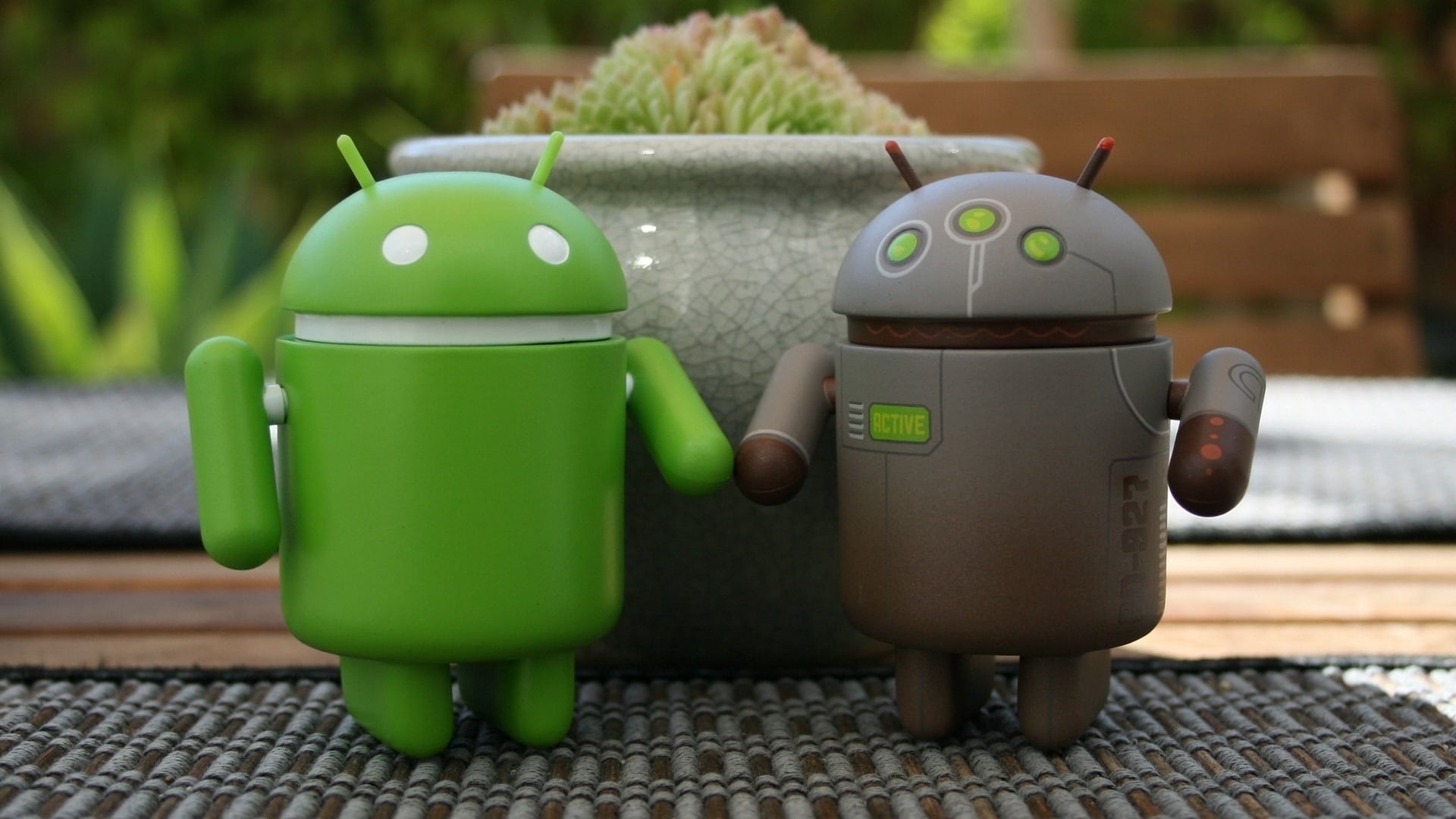 Sameer Samat, presidente del ecosistema Android, anuncia en el Mobile World Congress (MWC) de Barcelona que Android 16 llegará en junio de 2025. La nueva versión del sistema operativo traerá mejoras significativas y seguirá el modelo Trunk Stable.